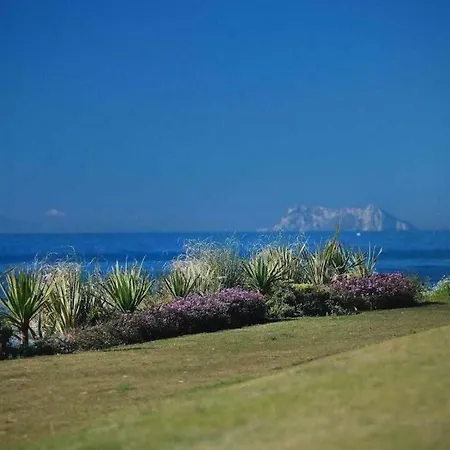 102 - Nice Near Beach Apartment Estepona